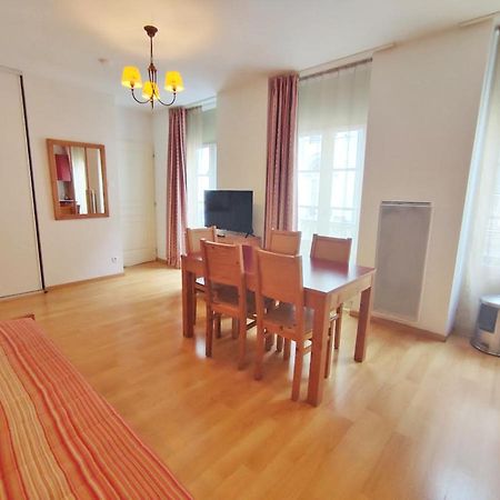 Ostal, T3, Centre Luchon, Wifi, Casier A Skis, Ascenseur, 6 Personnes Bagneres-de-Luchon Ngoại thất bức ảnh